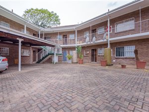 2 Bed Apartment in White River Central