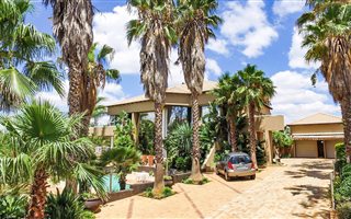 4 Bedroom House in Pentagon Park