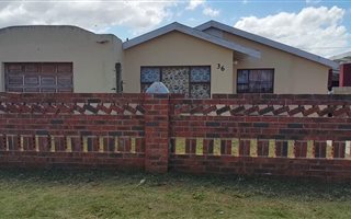 2 Bedroom House in Motherwell