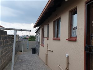 2 Bed House in Klipfontein View