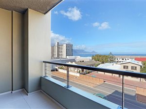 1 Bed Apartment in Bloubergrant
