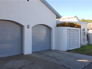 4 Bed House in De Beers