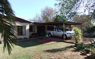 3 Bedroom House in Noordhoek