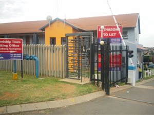 2 Bed Apartment in Tembisa