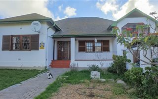 3 Bedroom House in Parow Central