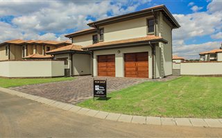 3 Bedroom House in Comet