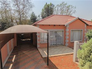 3 Bed House in Clarina