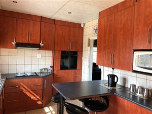 3 Bed House in Klisserville