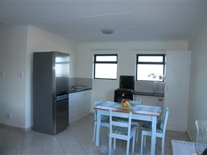 2 Bed Cluster in Kidds Beach