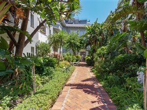 3 Bed Apartment in Sea Point