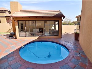 4 Bed House in Valleyview Estate