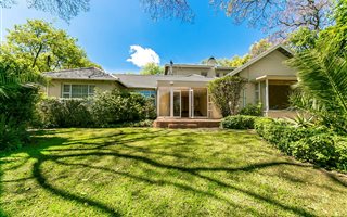 6 Bedroom House in Parktown