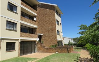 2 Bedroom Apartment in Mostertsdrift