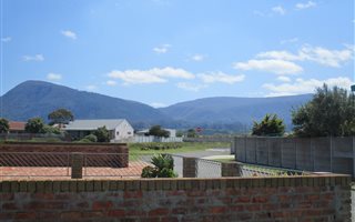 700 m² Land available in Franskraal