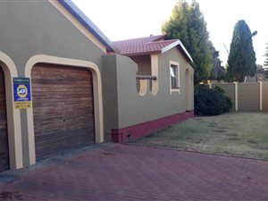 2 Bed House in Kempton Park Central