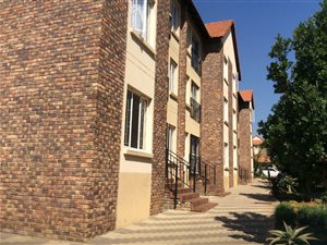 2 Bed Apartment in Kosmosdal