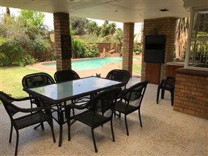 4 Bed House in Sunward Park