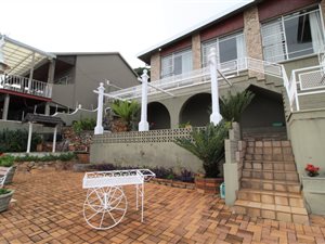 6 Bed House in Sunnyrock
