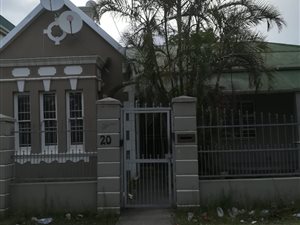 5 Bed House in Southernwood