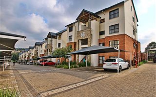 3 Bedroom Apartment in Kyalami Hills
