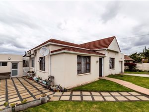 3 Bed House in Woodleigh