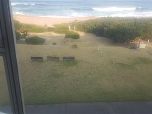 2 Bed Apartment in Hibberdene