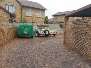 2 Bed House in Bonaero Park
