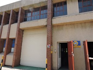 315 m² Industrial space in Ferndale