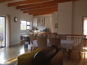 2 Bed Apartment in Island View