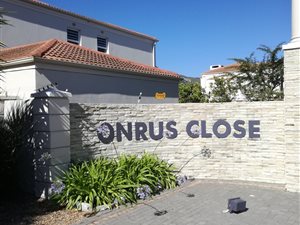 2 Bed Apartment in Onrus