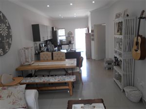 2 Bed Apartment in Lyttelton Manor