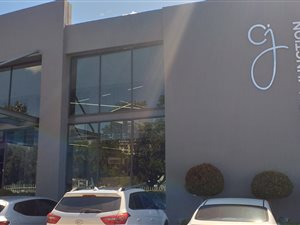 370 m² Office Space in Hatfield