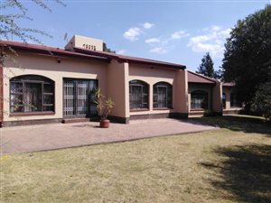 4 Bed House in Brackenhurst
