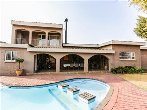 3 Bed House in Falcon Ridge