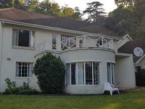 4 Bed House in Montrose