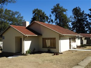 4 Bedroom House in Ncandu Park