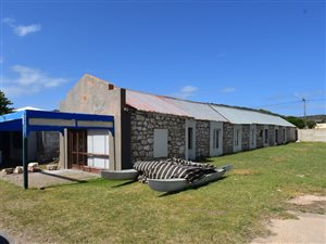91 m² Commercial space in Stilbaai
