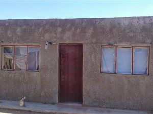 5 Bed House in Winterveldt