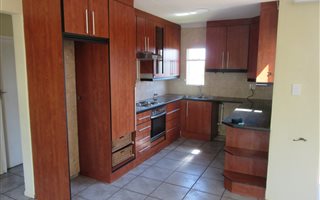 2 Bedroom Townhouse in Bonaero Park