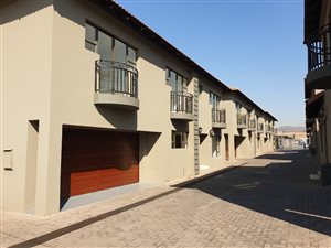 4 Bed Townhouse in New Redruth