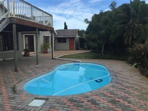 4 Bed House in Old Place