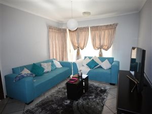 2 Bed Apartment in Mantevrede
