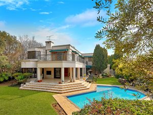 4 Bed House in Dainfern