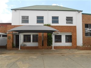 200 m² Commercial space in Booysens