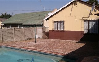 3 Bedroom House in South Hills