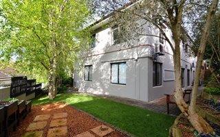 4 Bedroom House in Kanonberg