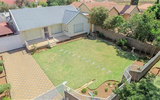 3 Bedroom House in Roseacre