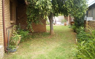 5 Bedroom House in Ashlea Gardens