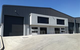 1100 m² Industrial space in Gerdview