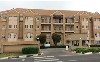 77 m² Office Space in Secunda